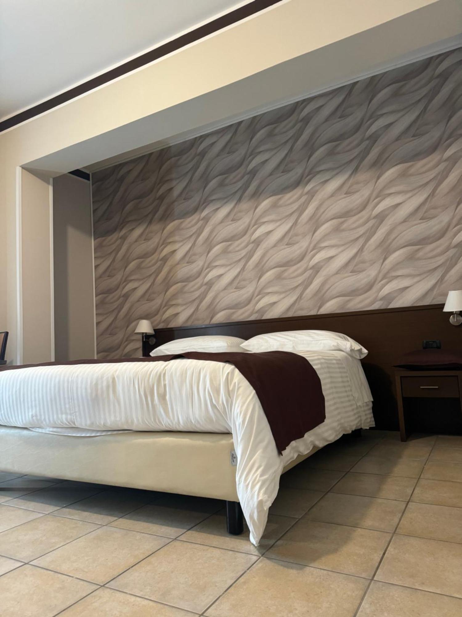 Hotel Vittoria Rosarno Eksteriør billede